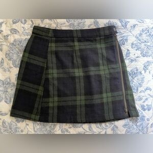 Abercrombie wool blend plaid mini skirt size M
